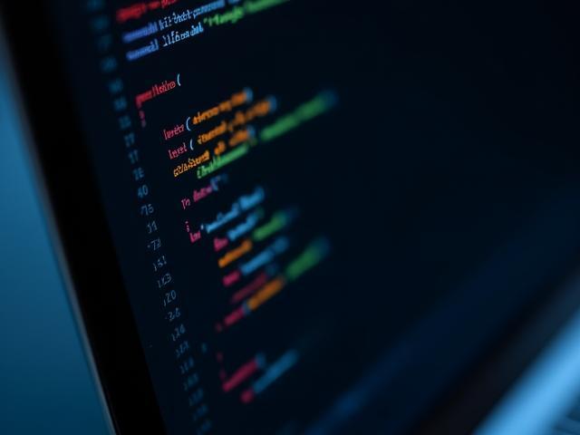 Code-Snippet zur API-Entwicklung mit Beispielen für REST und GraphQL